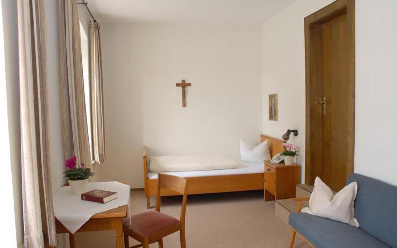 Tagungshaus Im Kloster Neresheim Hotel Kültér fotó