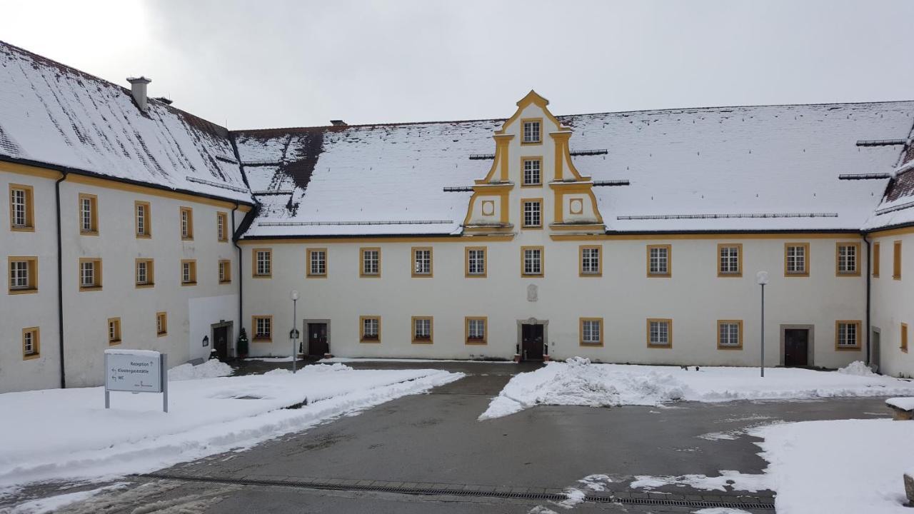 Tagungshaus Im Kloster Neresheim Hotel Kültér fotó