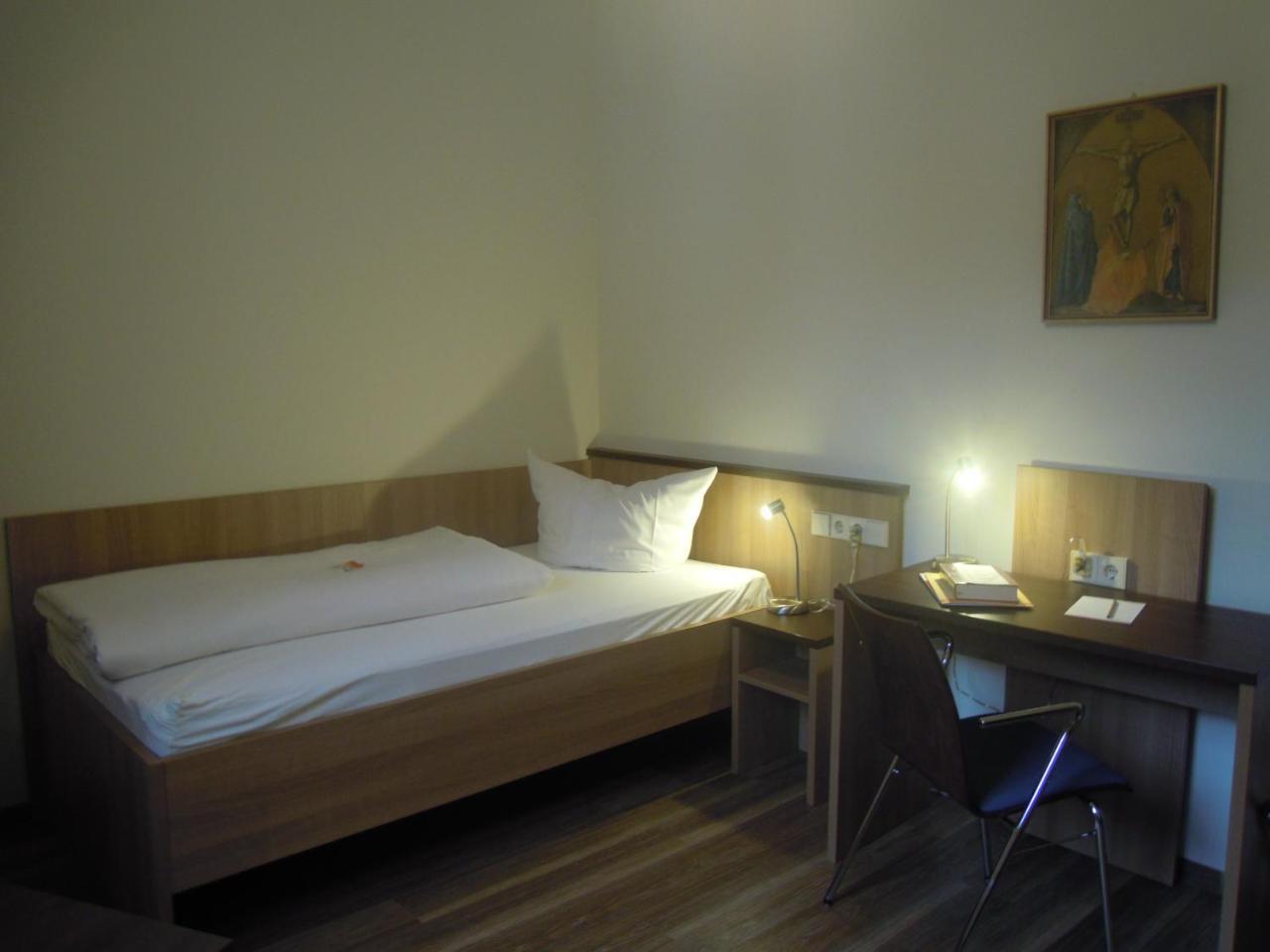 Tagungshaus Im Kloster Neresheim Hotel Kültér fotó