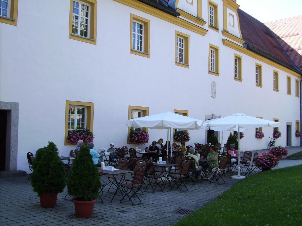 Tagungshaus Im Kloster Neresheim Hotel Kültér fotó